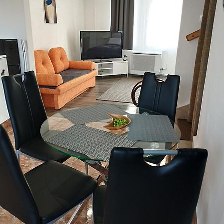 Var-Lak Apartman Balatonfůzfő Exteriér fotografie